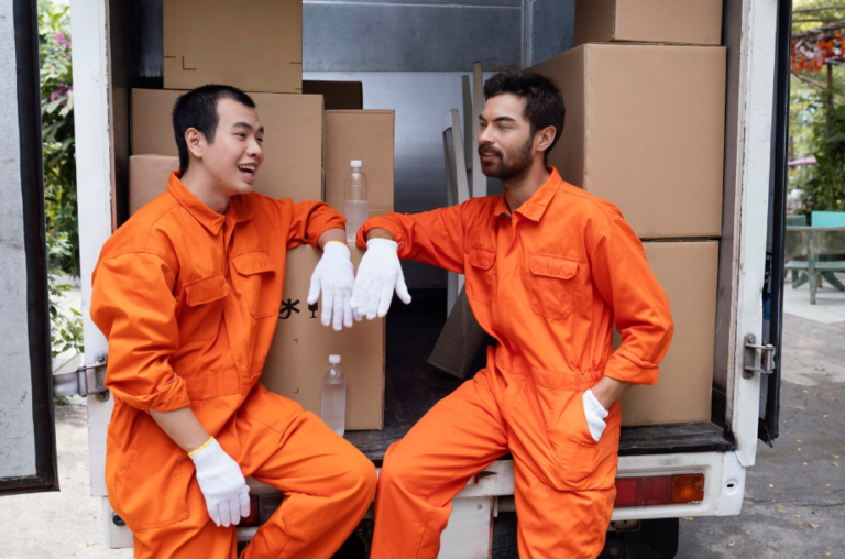 Top Tips for Selecting the Best International Moving Company
